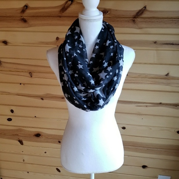 Black and white infinity scarf Clearance